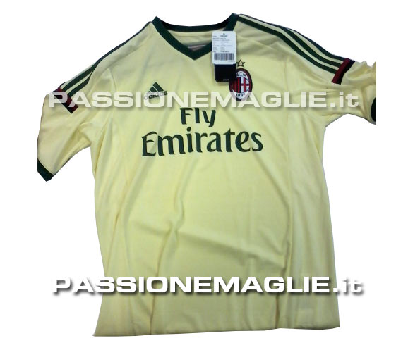Anteprima terza maglia Milan 2014-15 Brazil