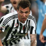 Serie A - Mario Mandzukic rimane alla Juve grazie Allegri