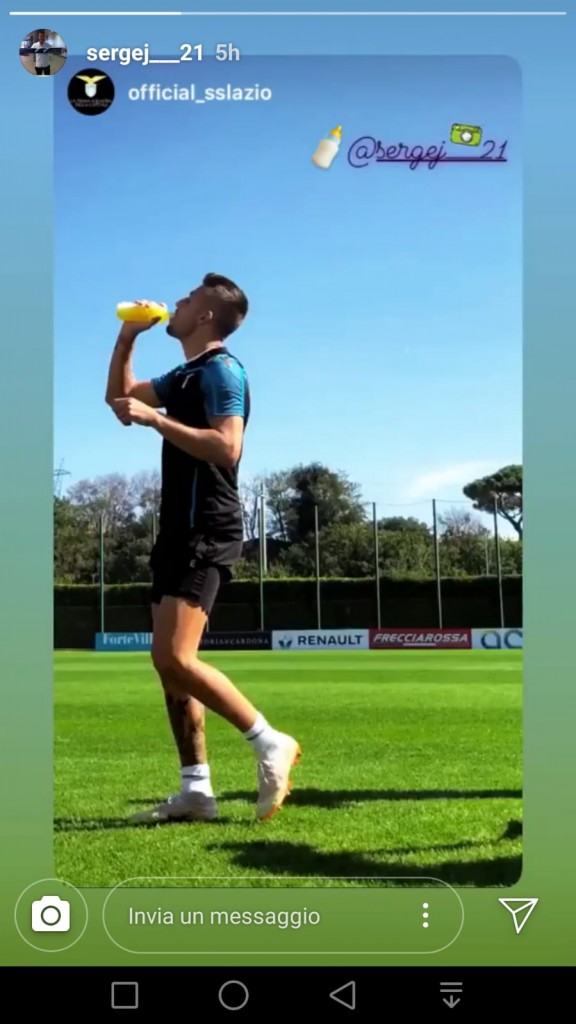 Milinkovic si abbevera a Formello.