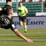 Bonazzoli, gol pazzesco