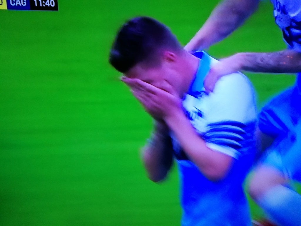 Le lacrime di Milinkovic dopo il gol contro il Cagliari.