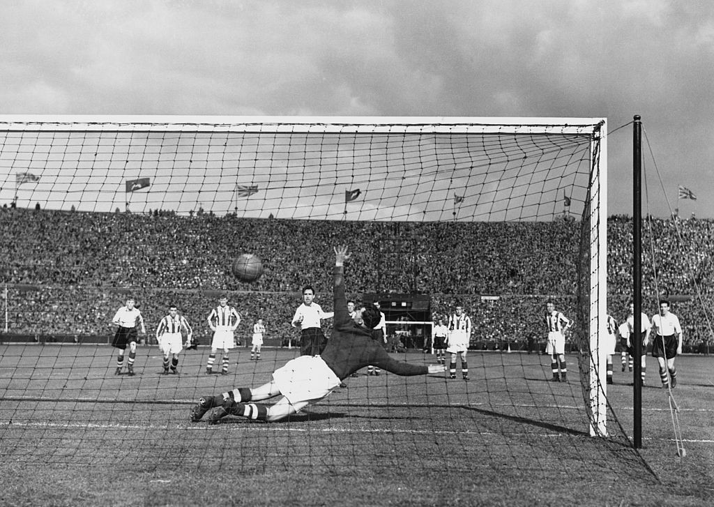 1938