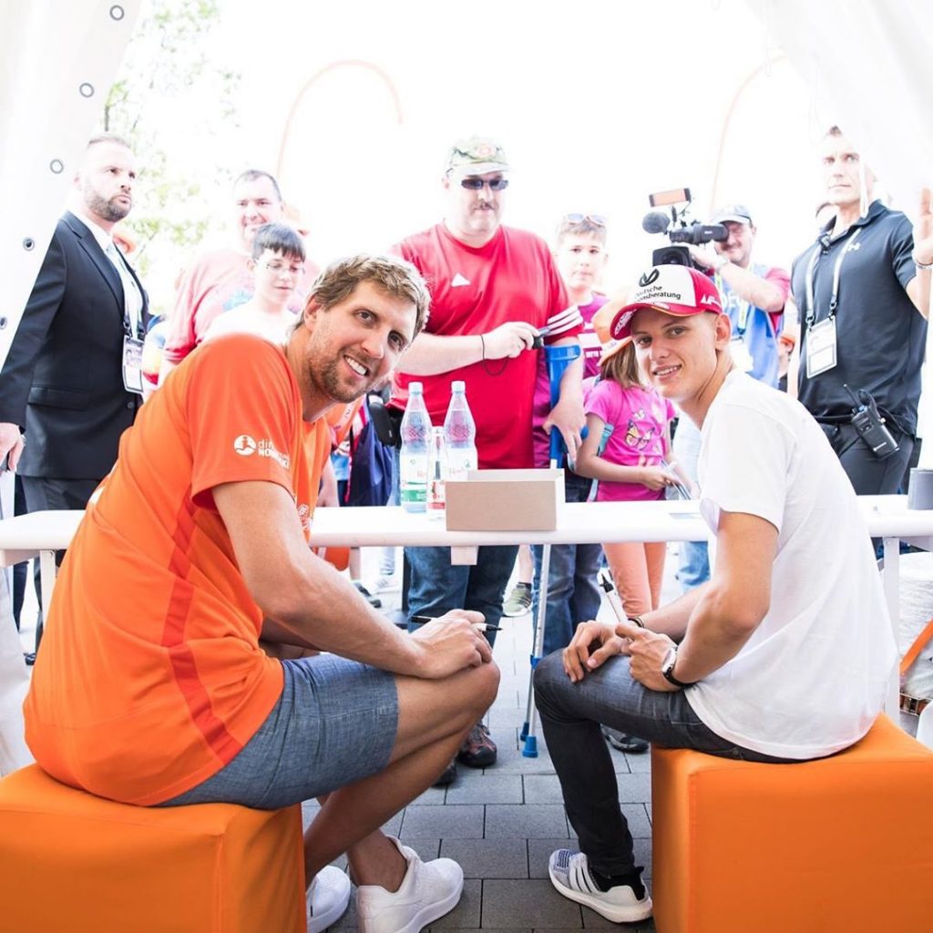 64543471_467409953819971_6959111265255746674_n