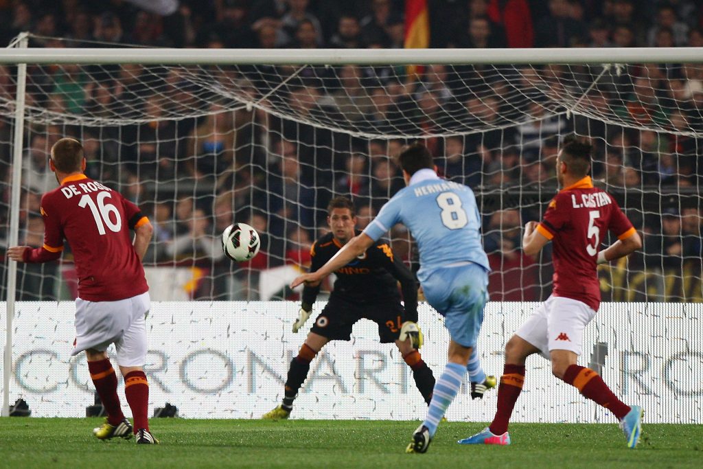 Hernanes in gol nel derby