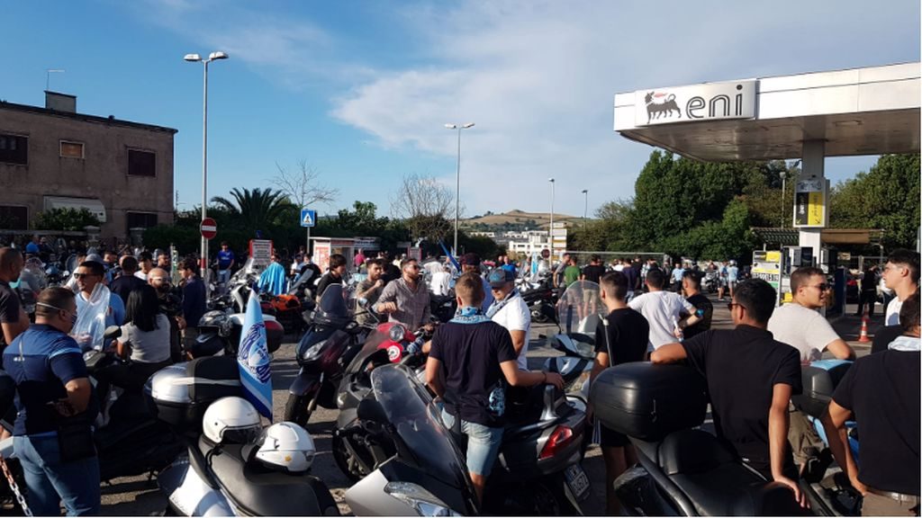 Lazio-Milan, tifosi accompagnano la squadra all'Olimpico