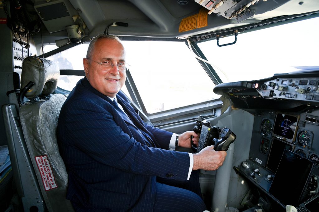 Lotito e l'aereo