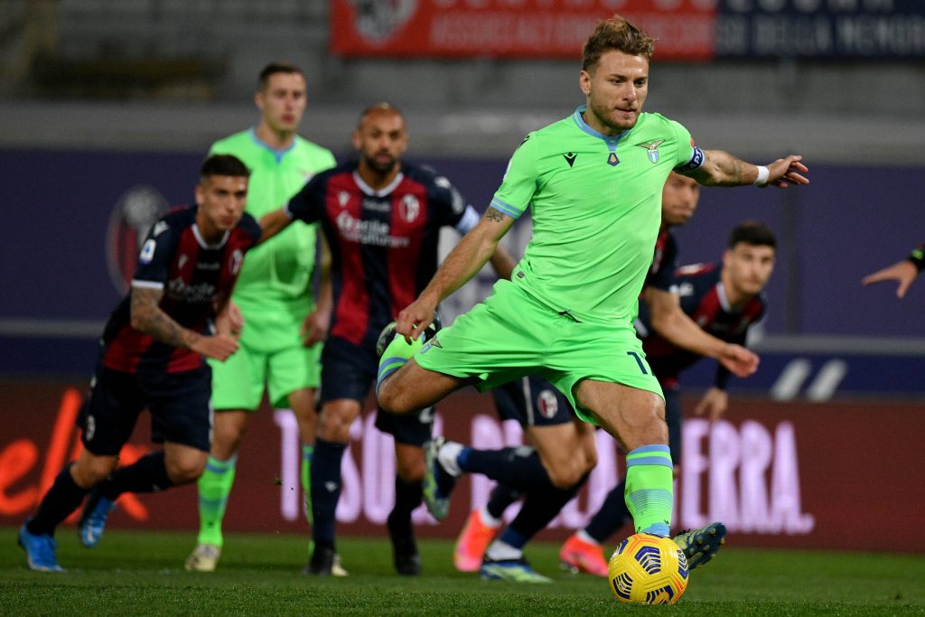 Immobile sbaglia il rigore contro il Bologna