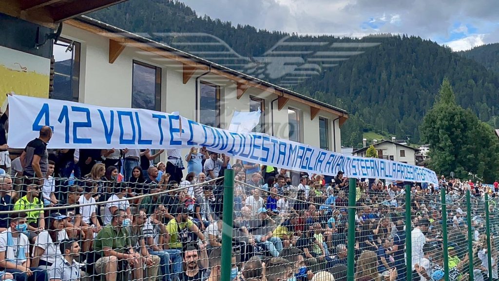 Striscione Radu