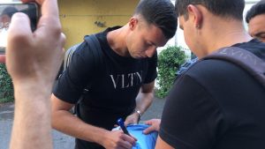 Casale firma i suoi primi autografi biancocelesti in Paideia