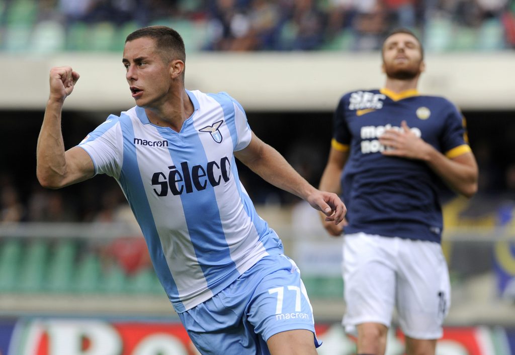 L'esultanza di Marusic dopo il gol al Verona