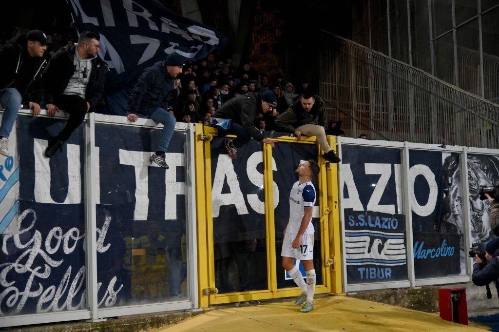 Immobile a colloquio con i tifosi