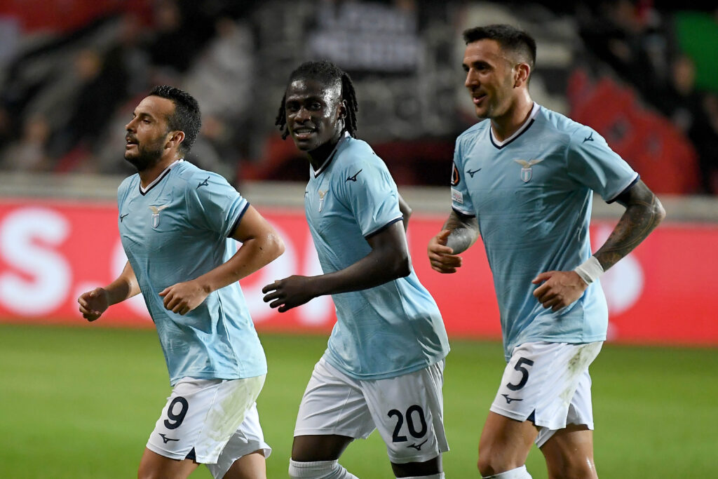 Pedro, Vecino e Tchaouna