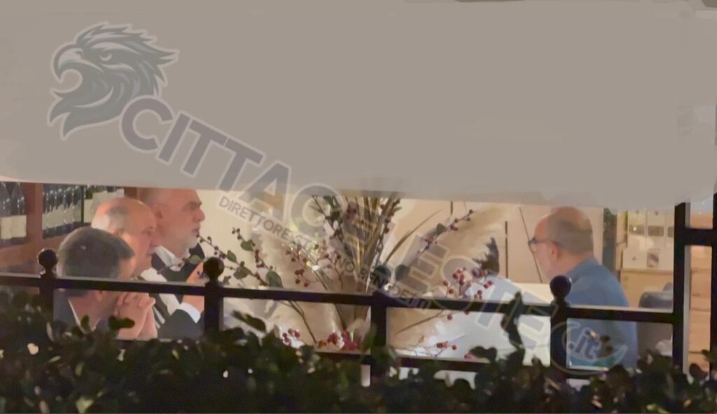 Fabiani e l'entourage di Sarri
