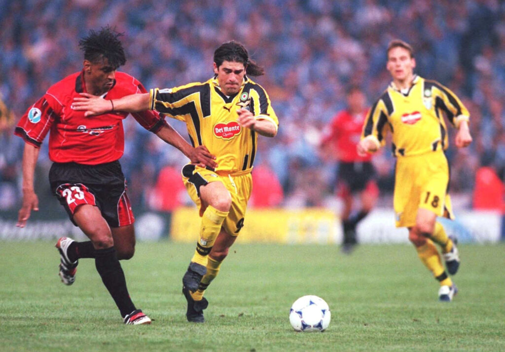 Salas e Nedved