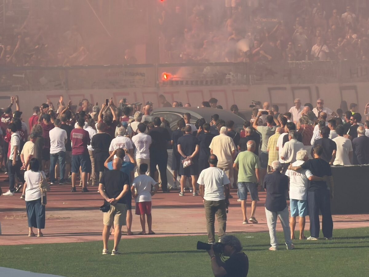 Ultimo saluto Igor Protti Stadio Armando Picchi 2