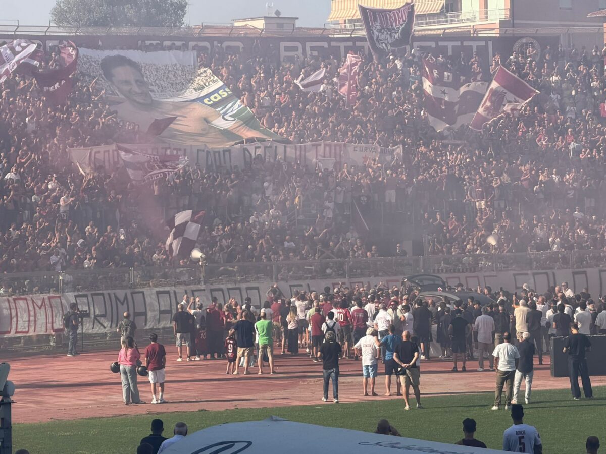Ultimo saluto Igor Protti Stadio Armando Picchi 3
