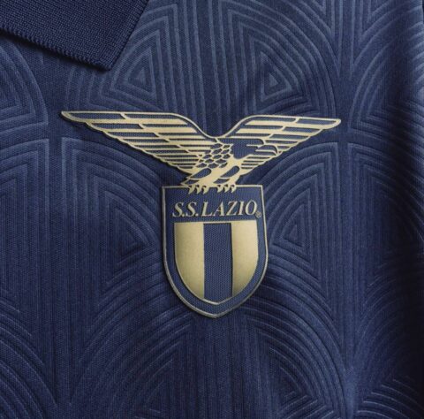 Terza maglia