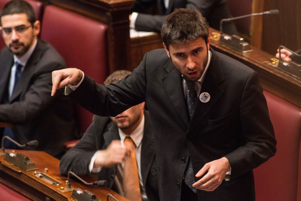 Italy's Parliament Holds First Session