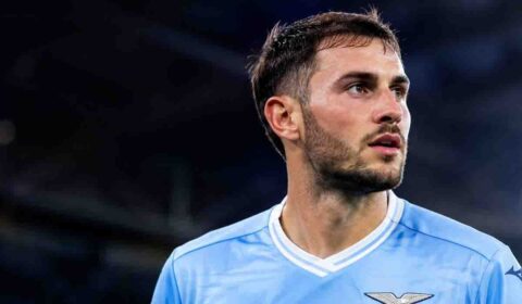 Santiago Gimenez, attaccante del Milan e sogno della Lazio