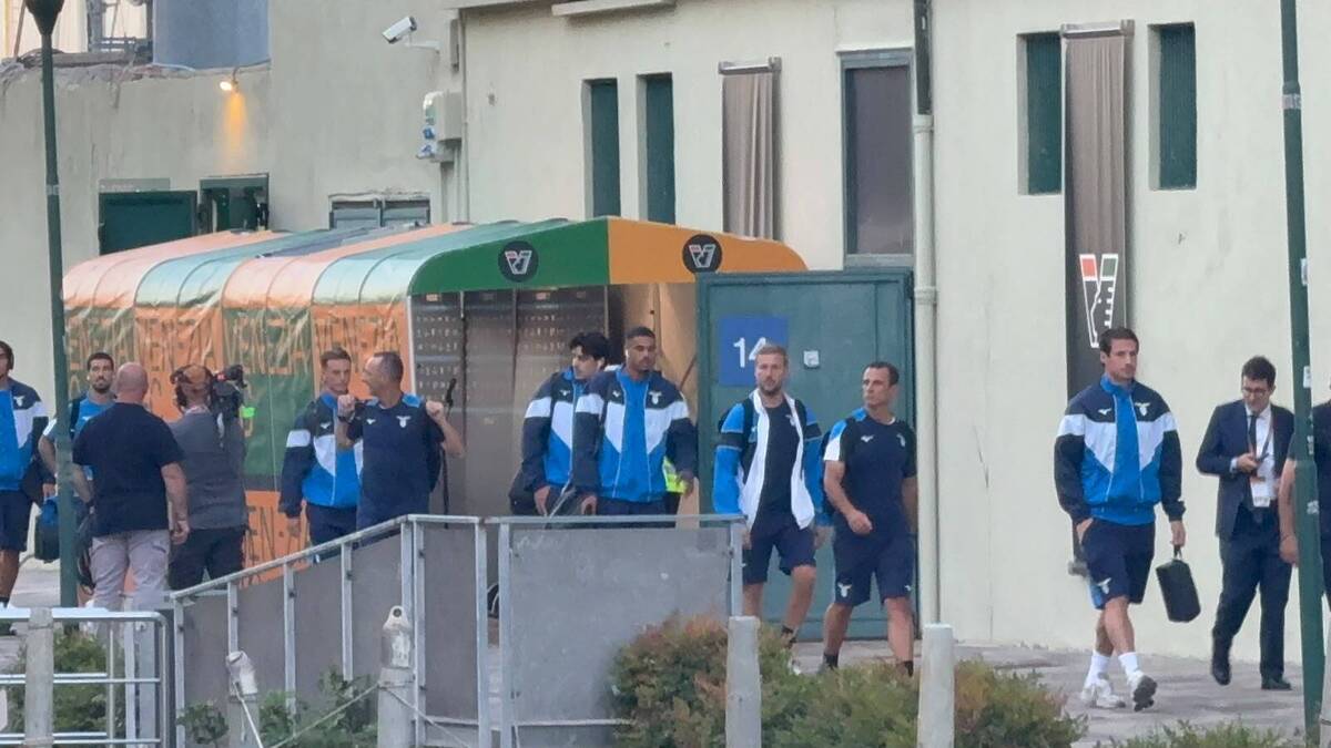 Arrivo squadra al Penzo